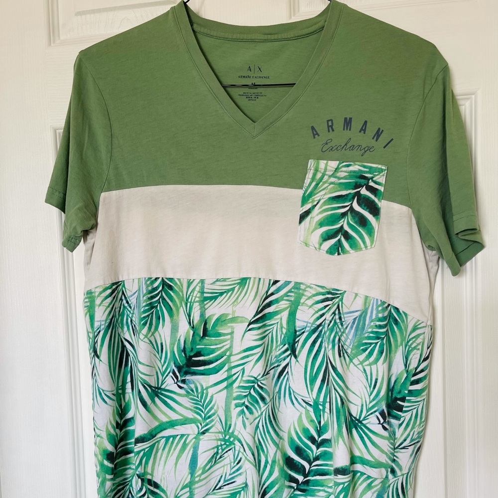 Armani Exchange v-neck shirt (M)